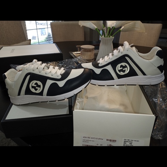 Gucci sneakers - Picture 1 of 6